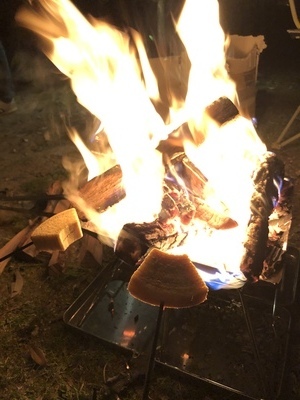 焚き火を囲みながら珈琲を楽しもう