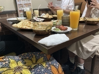 第153回目の開催は🍽️  3/23(日) 12:00〜！！  定食ランチがとってもお得！✨ 海鮮丼の種類も豊富で迷っちゃう！