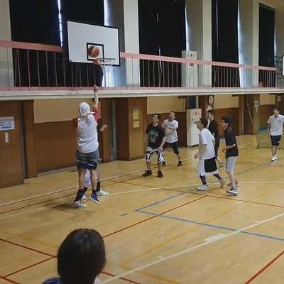 ギャラリー｜大人の体育  科目：バスケ 初心者・長期ブランク（アラサー以上）対象 個人参加型