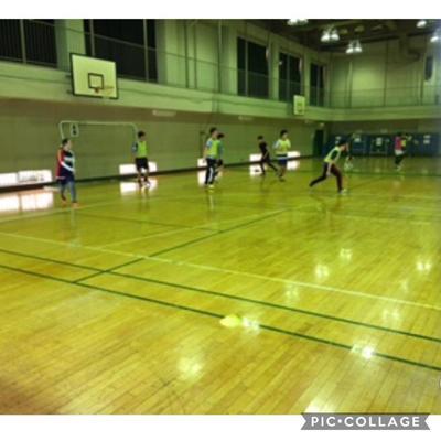 ギャラリー｜初めて蹴る方から向けフットサル会