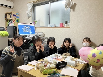 ギャラリー｜Ｐ．Ｆ．Ｉ．【女子フットサル】～涼しい体育館で体育館で体育館でやってます～