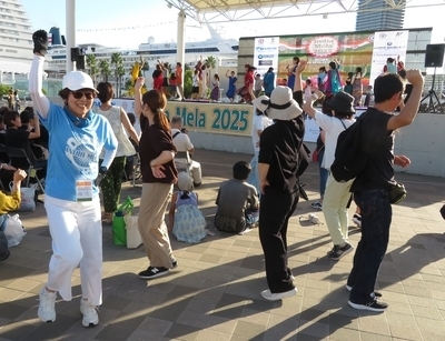 ギャラリー｜【期間限定】みんなで踊ろう！1,000人でボリウッドダンス！！