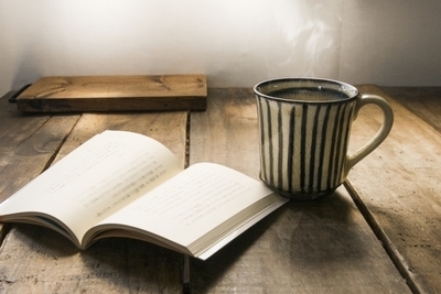 プロフィール｜平日の夜にカフェで読書会♪