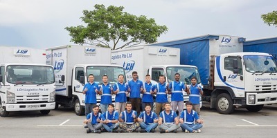 プロフィール｜Home movers singapore