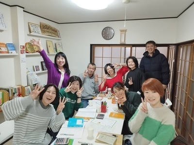 プロフィール｜わちゃわちゃ読書会